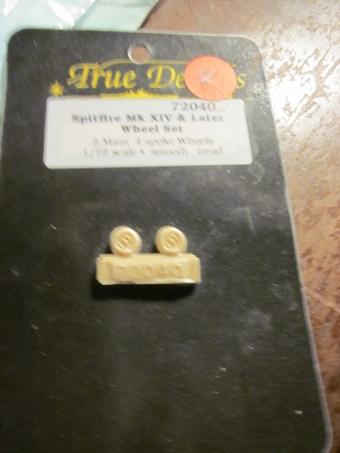 True details 72040 spitfire - true, mk