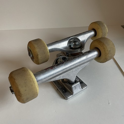 Independent skateboard trucks - independent,